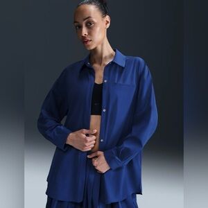 Nike 24.7 Dri-FIT Blue Snap-Front Tunic Blouse | Oversized | NWT | Size M